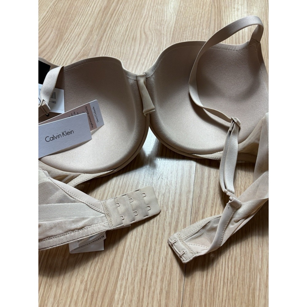Calvin Klein 36C Women's Beige Bra Sculpted Lightly Lined Demi Cup NWT - Picture 7 of 7